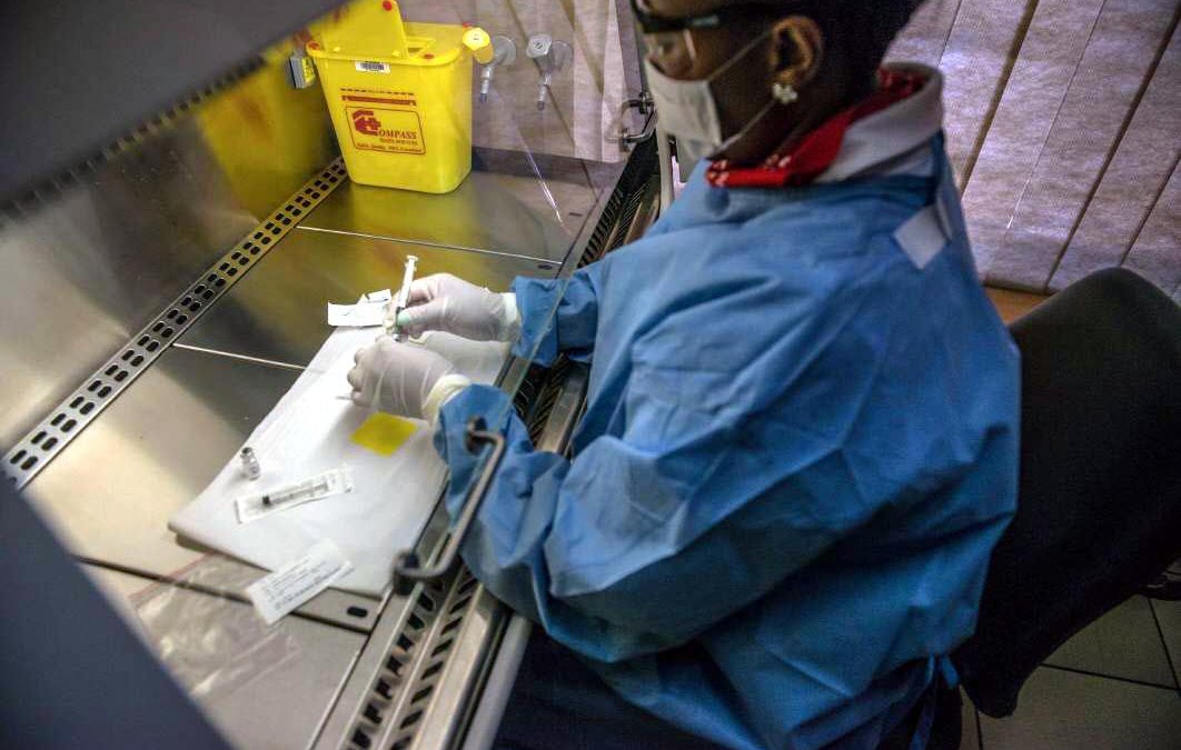 VIH: 98% de las infecciones son por vía sexual
