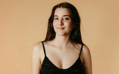 Las mujeres podrían controlar el VIH de forma natural mejor que los hombres